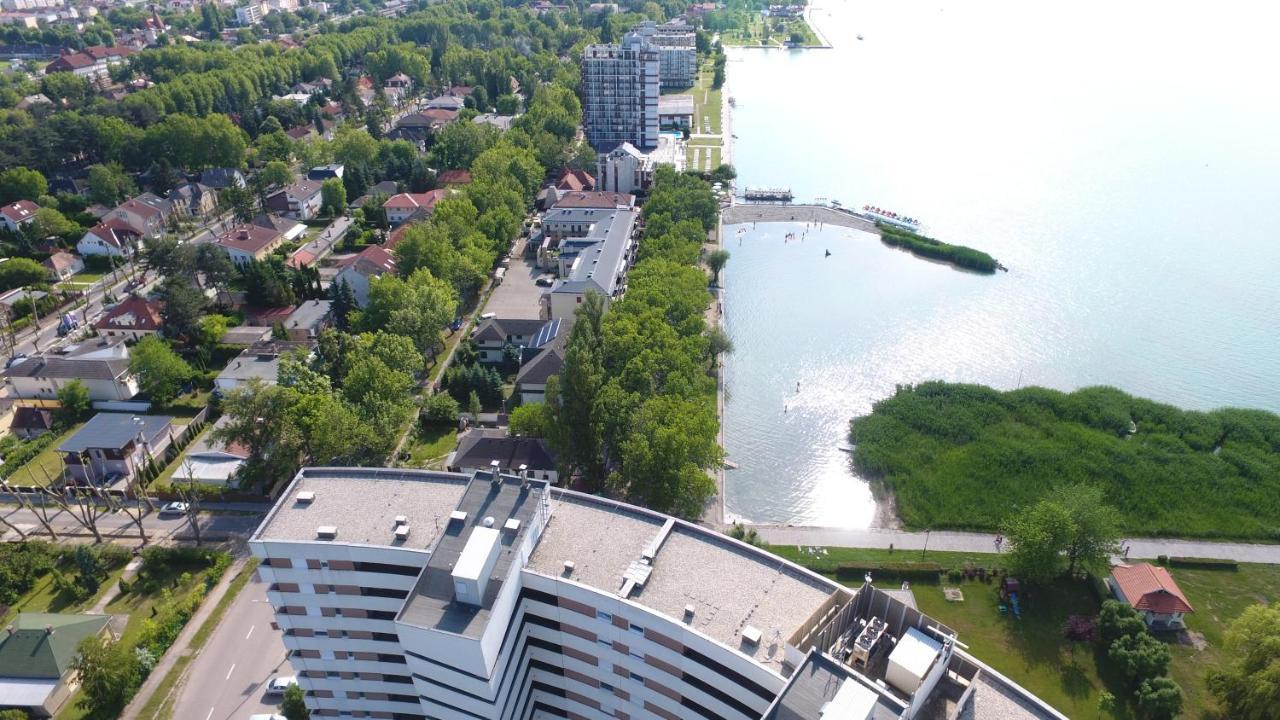 Siofok Club 218 Wellness Apartman Apartment Exterior photo