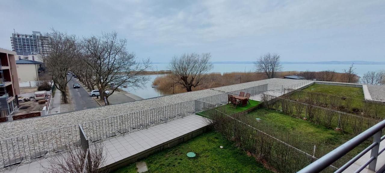 Siofok Club 218 Wellness Apartman Apartment Exterior photo