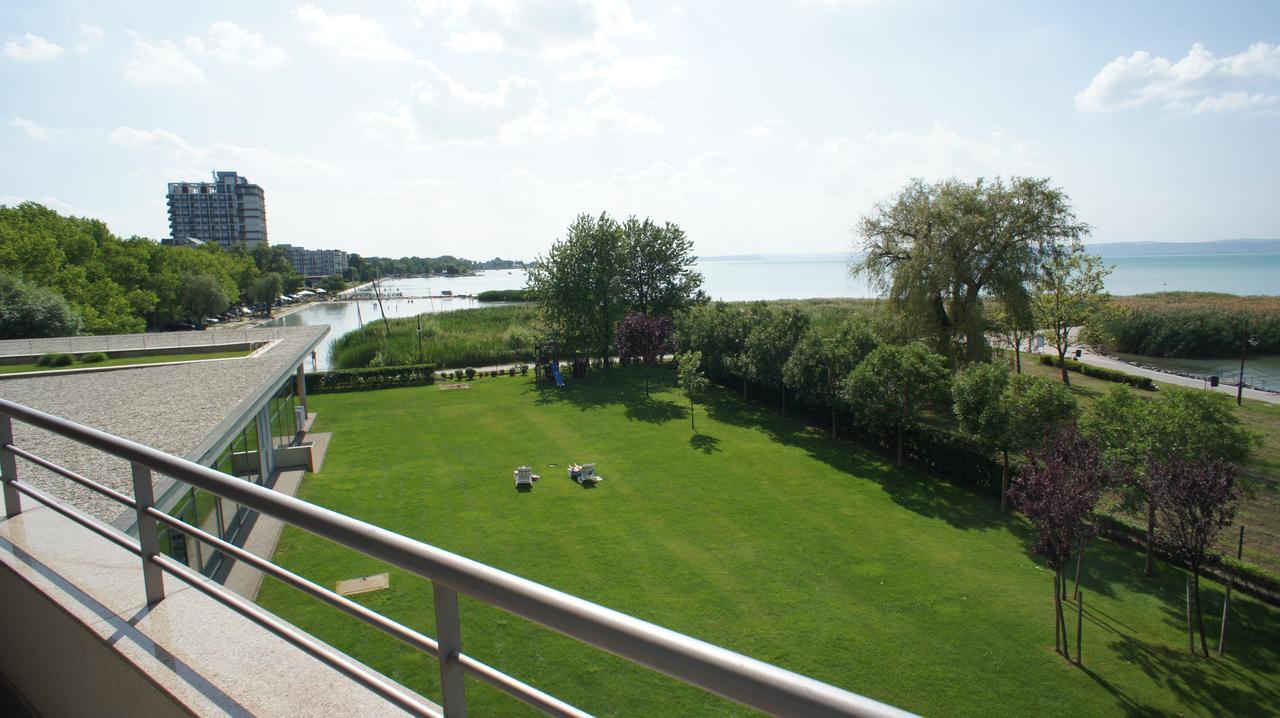 Siofok Club 218 Wellness Apartman Apartment Exterior photo